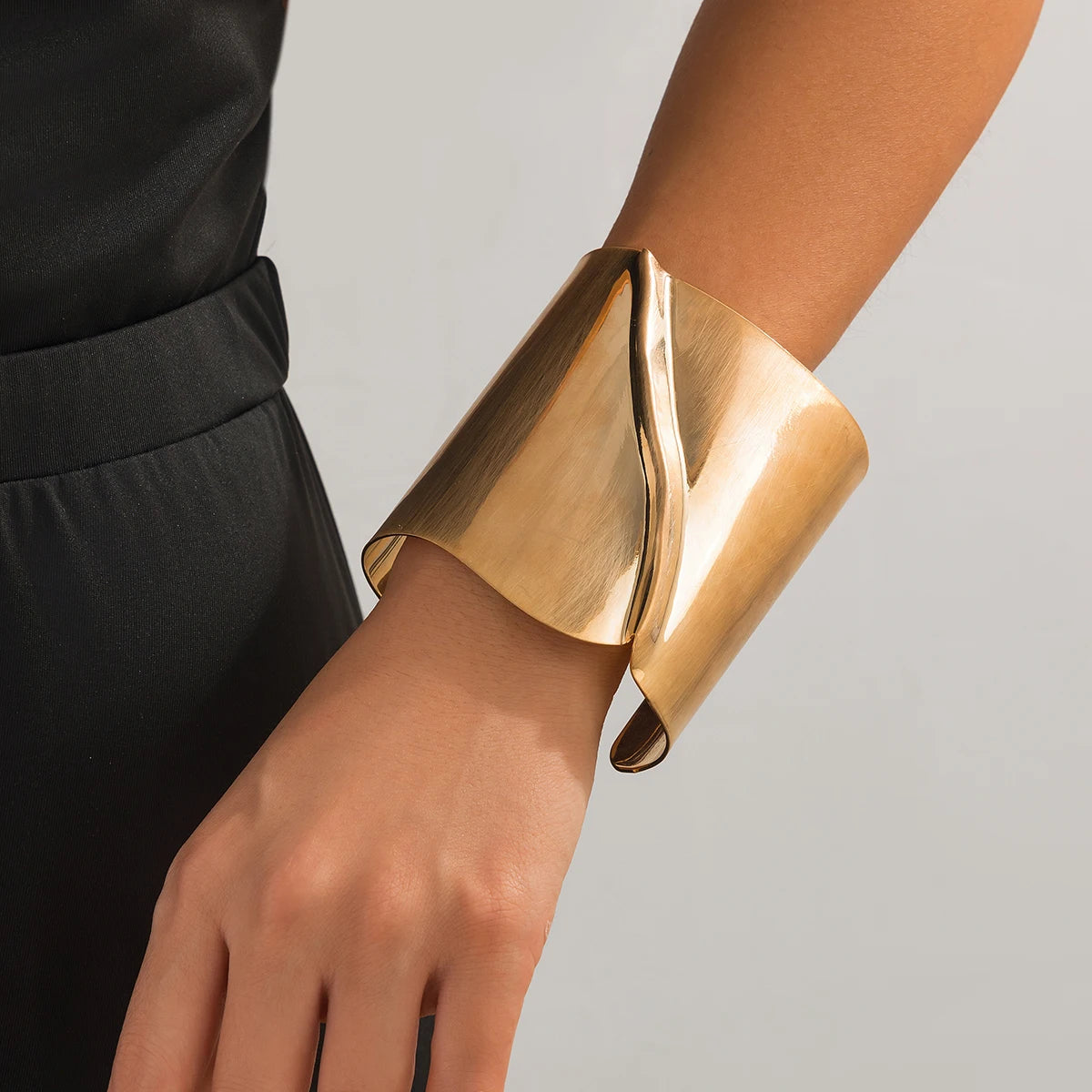 Lazourd Ingemark Exaggerated Irregular Folding Big Wide Open Bangle