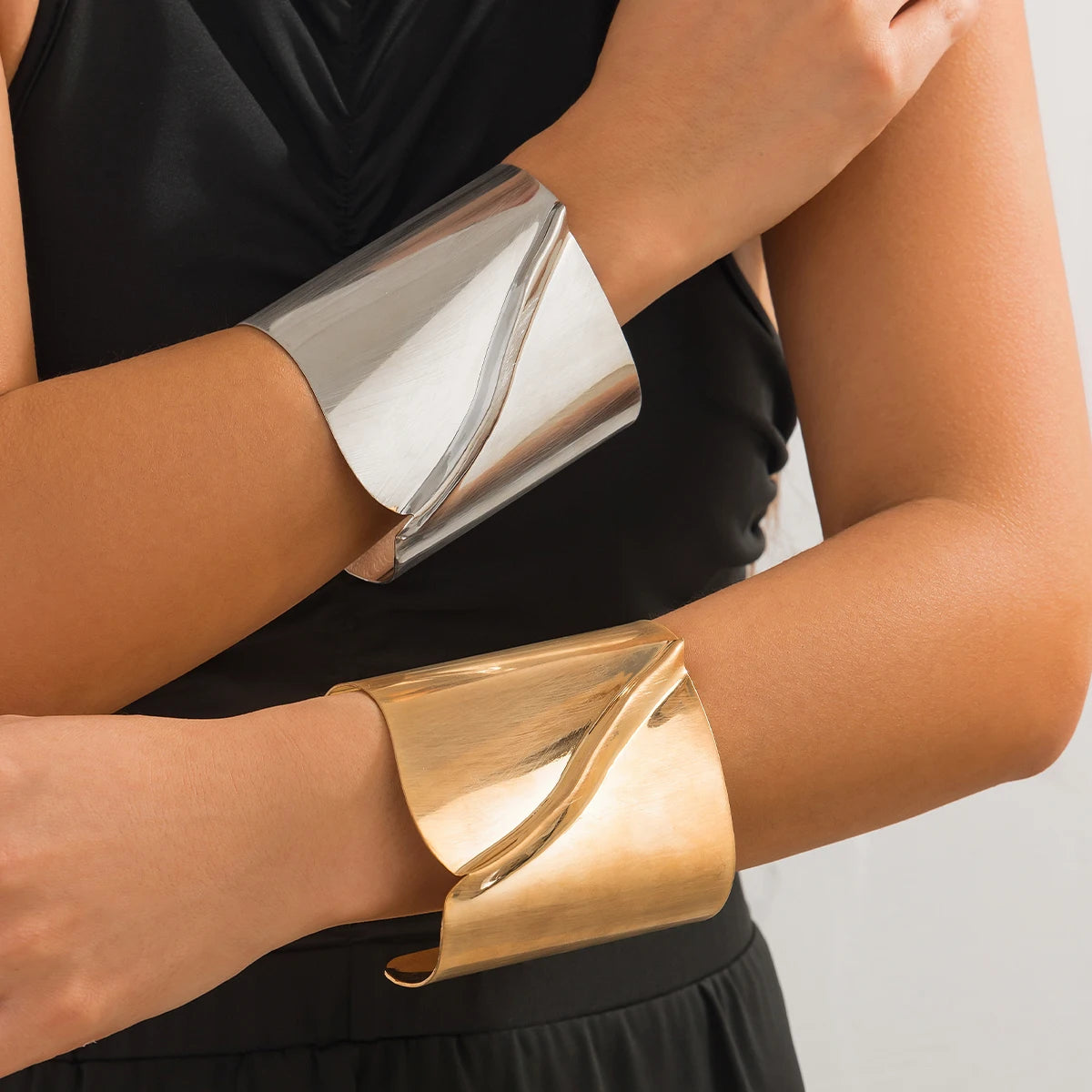 Lazourd Ingemark Exaggerated Irregular Folding Big Wide Open Bangle