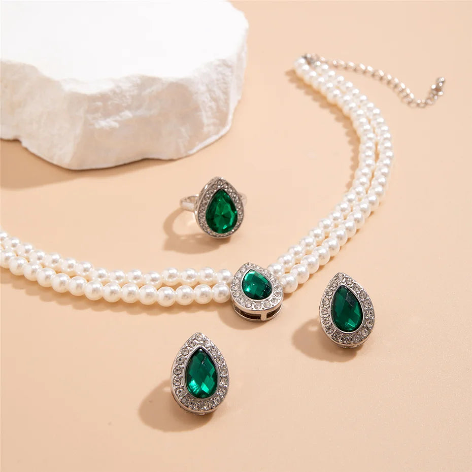3Pcs Elegant Exquisite Green Rhinestone Imitation Pearl Chain Necklace Stud Earrings for Women Goth Engagement Rings Jewelry Set